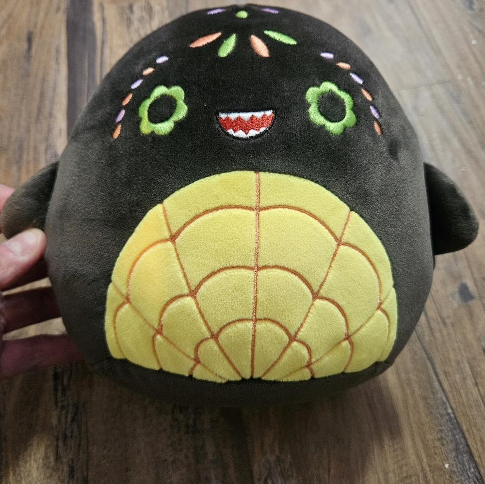Squishmallow LIMITED EDITION DAY OF THE DEAD OCEANA Plush Toy: NEW WITH TAGS